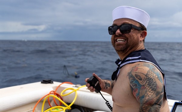 Jason Bryant Acuña „Wee Man” w programie „Jackass: rekiny kontratakują”, foto: Warner Bros. Discovery