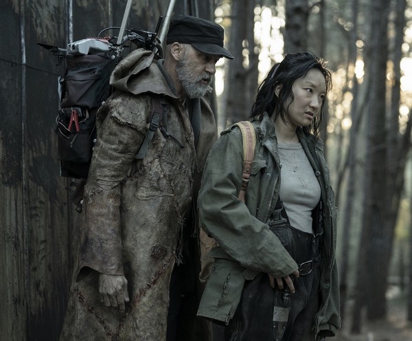 Anthony Edwards i Poppy Liu w serialu „Tales of the Walking Dead”, foto: Curtis Bonds Baker/AMC Film Holdings LLC