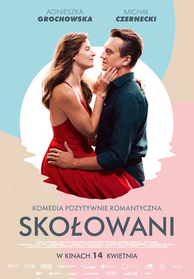 Agnieszka Grochowska i Michał Czernecki na plakacie promującym kinową emisję filmu „Skołowani”, foto: Agora