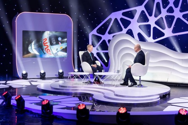 Bill Nelson i Robert Szaj w wywiadzie dla kanału TVP Nauka, foto: Arsen Petrovych/TVP