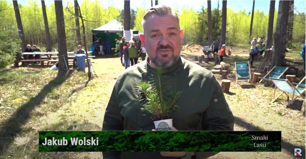 Jakub Wolski w programie „Smaki lasu”, foto: Telewizja Republika