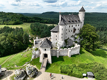 Zamek w Bobolicach Polska z góry CANAL+ Polska