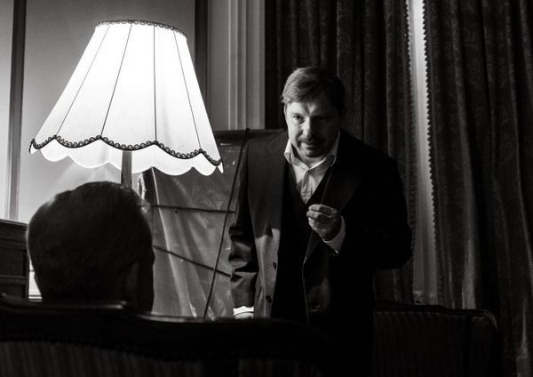 Dariusz Chojnacki w spektaklu „Hotel Korfanty”, foto: Przemysław Jendroska