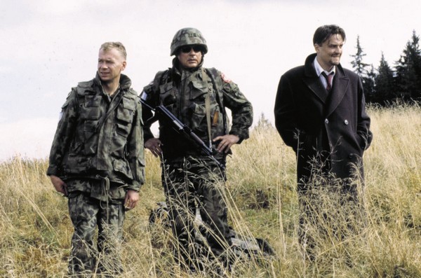 Mirosław Baka, Tadeusz Huk i Denis Delić w filmie „Demony wojny według Goi”, foto: Vision Film Distribution