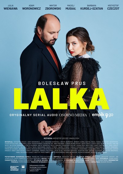 Adam Woronowicz i Julia Wieniawa-Narkiewicz na plakacie promującym emisję serialu audio „Lalka”, foto: Grupa Empik