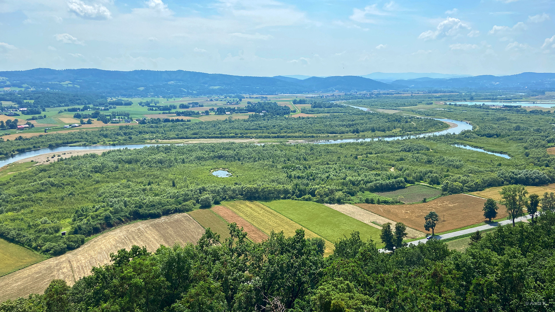 Widok z Zamku Melsztyn na Dunajec