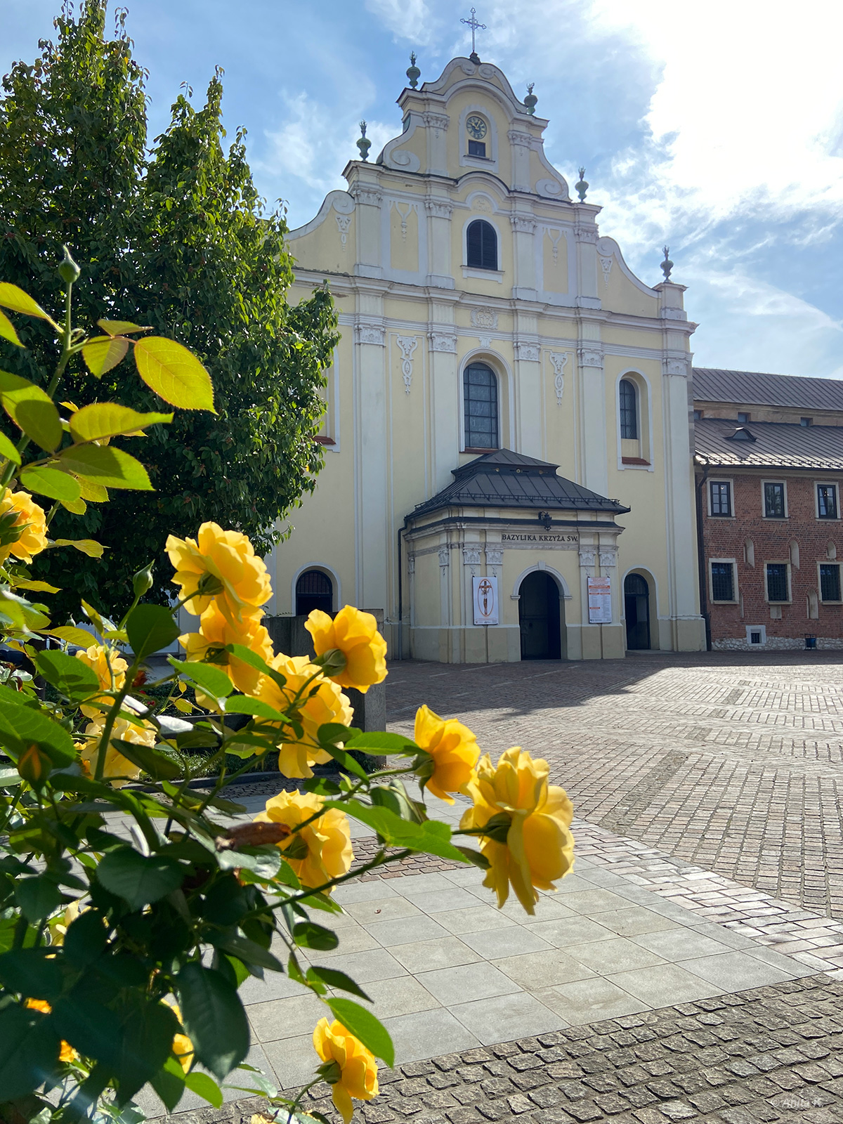 Sanktuarium Krzyża Świętego w Krakowie-Mogile