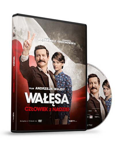 Robert Więckiewicz i Agnieszka Grochowska na okładce wydawnictwa z filmem „Wałęsa. Człowiek z nadziei” na płycie DVD, foto: Agora