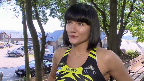 W kanałach Polsatu widzowie mogą poznać gwiazdy sportu. Na zdjęciu bokserka Ewa Brodnicka „Kleopatra” w magazynie Polsatu Sport News „Puncher”, foto: Cyfrowy Polsat