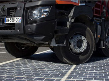 Francja buduje 1 km drogi solarnej