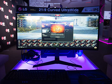 Ultrapanoramiczny, gamingowy monitor LG już w Polsce