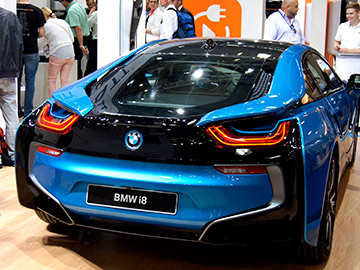BMW_i8_elektryczny_solarkurier_360px.jpg
