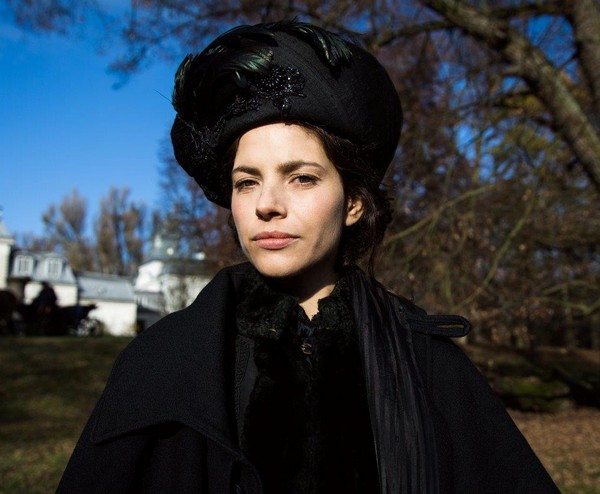 Weronika Rosati w serialu „Belle Epoque”, foto: TVN
