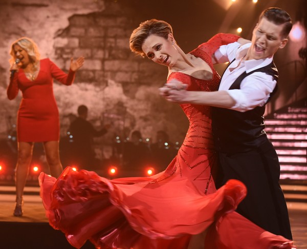 Katarzyna Cerekwicka, Paulina Chylewska i Jacek Jeschke w programie „Dancing With The Stars. Taniec z gwiazdami”, foto: Cezary Piwowarski