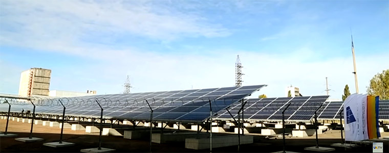 Czarnobyl_elektrownia_solar_760px.jpg