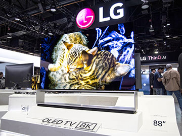 Pierwszy na świecie telewizor OLED 8K już w sprzedaży [wideo]