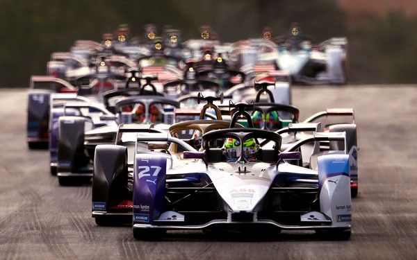 Bolidy Formuły E, foto: Francois Nel/Getty Images