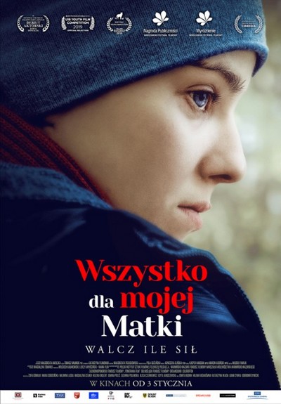 Zofia Domalik na plakacie promującym kinową emisję filmu „Wszystko dla mojej matki”, foto: TVP