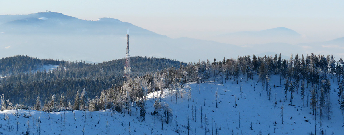 Beskid Sądecki - wieża na Radziejowej - widok na Gorc wieża RTV RTON Szczawnica Przehyba