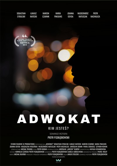 Plakat promujący kinową emisję filmu „Adwokat”, foto: W Productions/Board Advisors