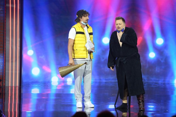 Mariusz Kałamaga i Bogusław Kudłek w programie „Kabaret na dobry wieczór. Paranienormalni Show”, foto: WBF