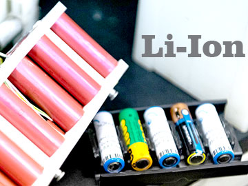 Bateria akumulator Litowo jonowy Li-ion360px.jpg