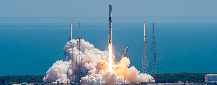 Falcon 9 starlink misja 23 2021 rakieta spacex 760px.jpg