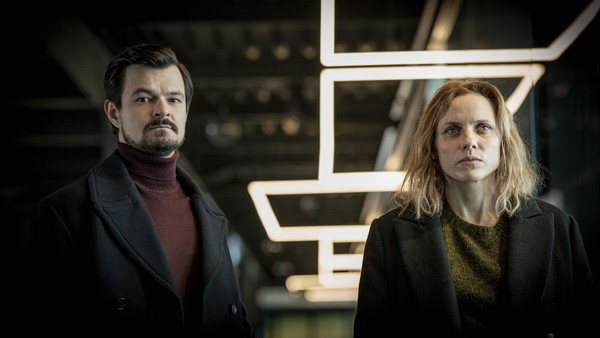 Dawid Ogrodnik i Julia Kijowska w serialu „Układ”, foto: Robert Pałka/Sony Pictures Television Networks Central Europe