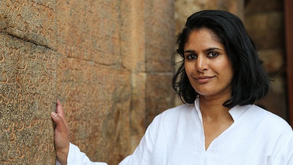 Sona Datta w programie „Skarby cywilizacji indyjskiej”, foto: BBC Studios