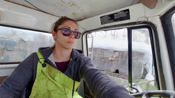 Angela Kirstein „The Rookie” w programie „Ciężarówką po bezdrożach”, foto: Viasat World