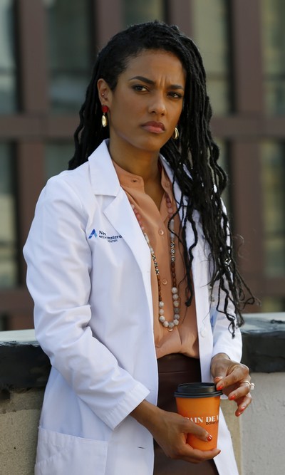 Freema Agyeman w serialu „Szpital New Amsterdam”, foto: Universal Television LLC.