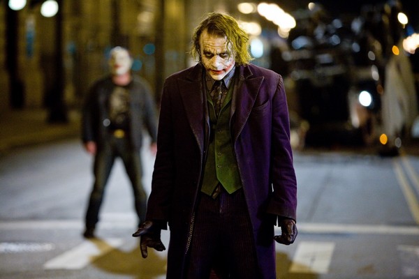 Heath Ledger w filmie „Mroczny Rycerz”, foto: Warner Bros.