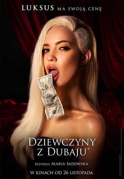 Paulina Gałązka na plakacie promującym kinową emisję filmu „Dziewczyny z Dubaju”, foto: Ent One Studios Ltd./Kino Świat