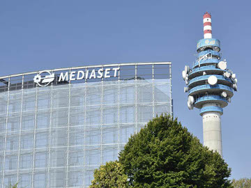 13°E: Mediaset przełączył tp. 60 do DVB-S2