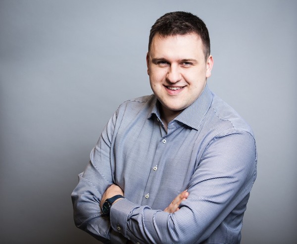 Mateusz Golis został zastępcą dyrektora programowego Radia Złote Przeboje, foto: Agora