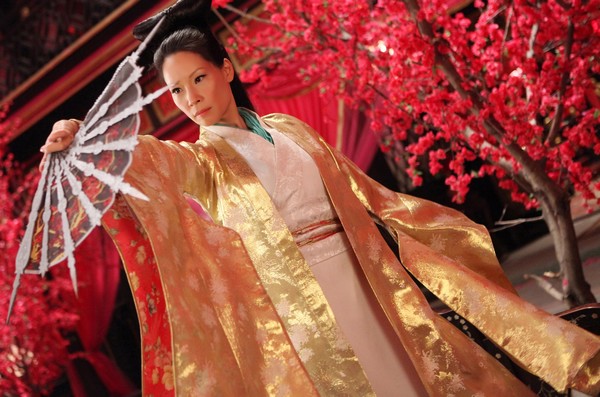 Lucy Liu w filmie „Człowiek o żelaznych pięściach”, foto: NBCUniversal