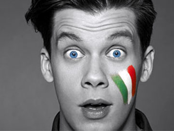 Italia flaga na twarzy tivusat 360px